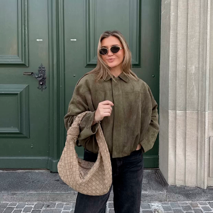 Chaqueta Oversize “Urban Luxe” – Estilo, Comodidad y Versatilidad en una sola prenda